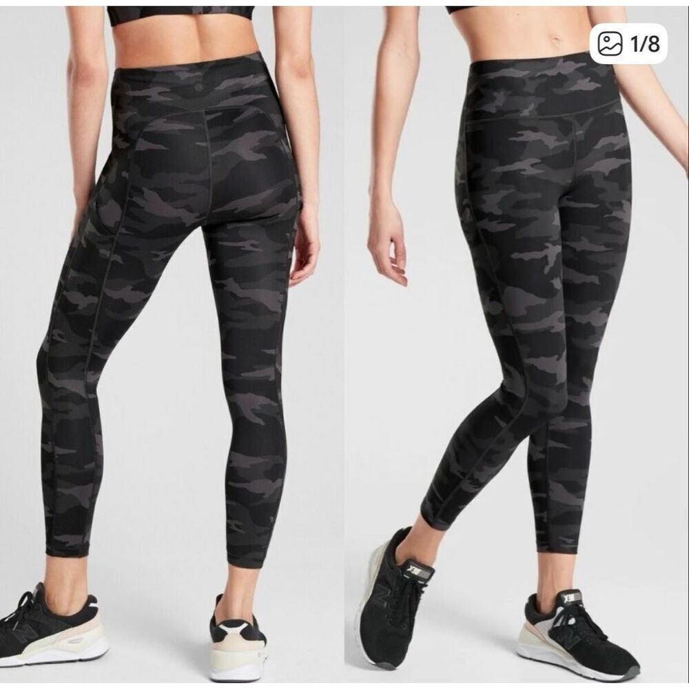 Athleta ultimate Camo green 7/8 leggings size large